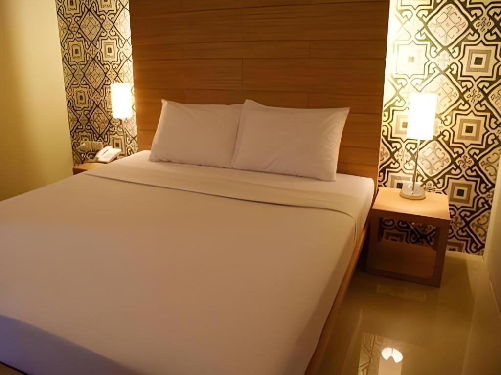 Chinotel Phuket Zewnętrze zdjęcie