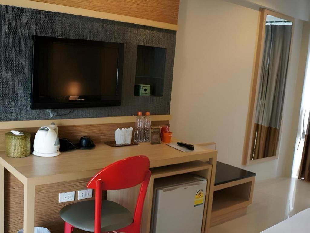 Chinotel Phuket Zewnętrze zdjęcie