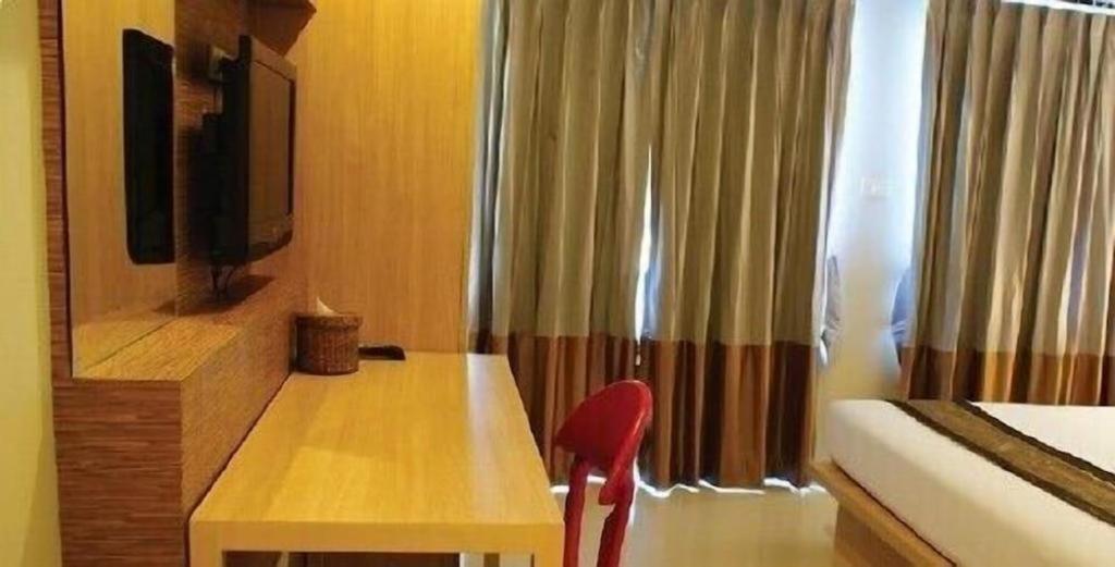 Chinotel Phuket Zewnętrze zdjęcie