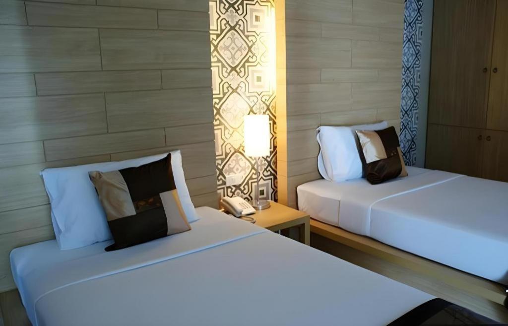 Chinotel Phuket Zewnętrze zdjęcie